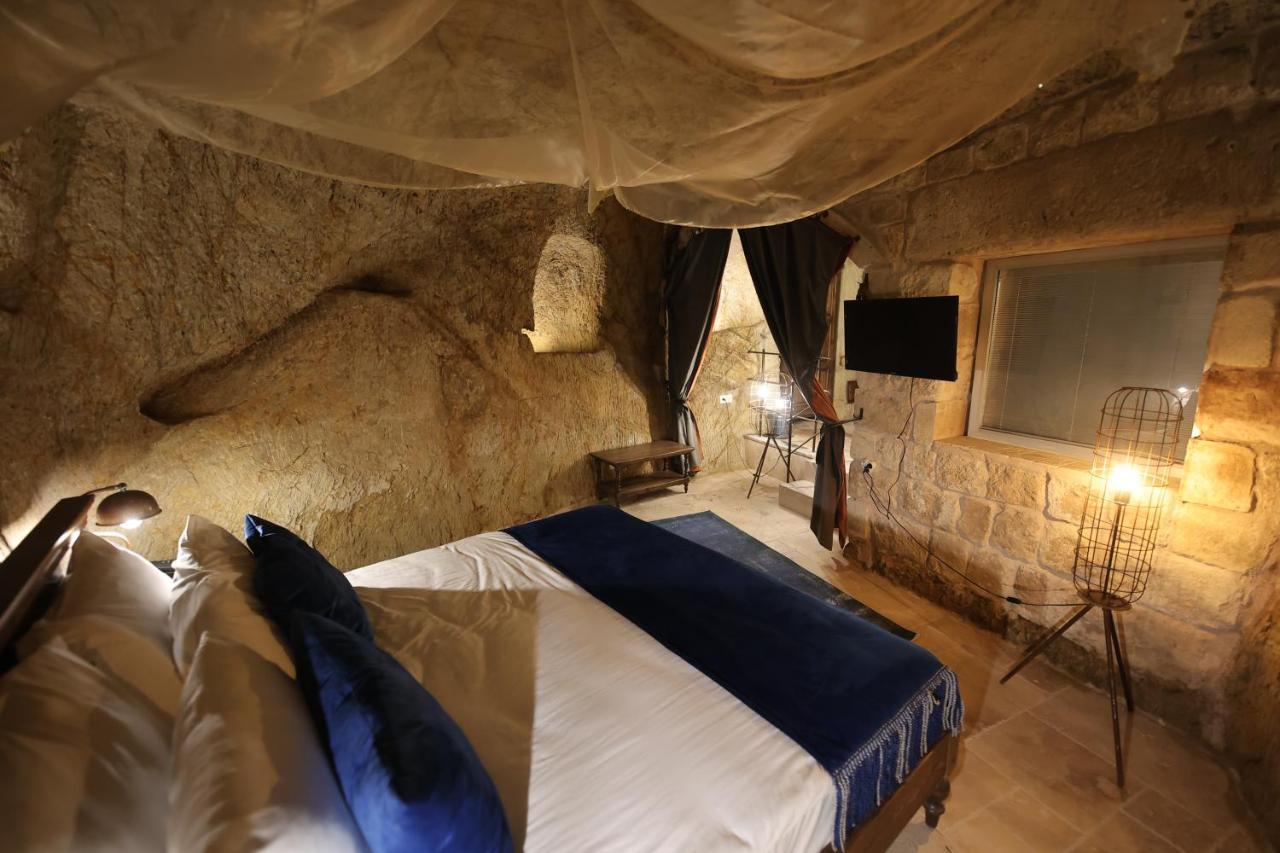 Uerguep Cave Suites Exterior photo