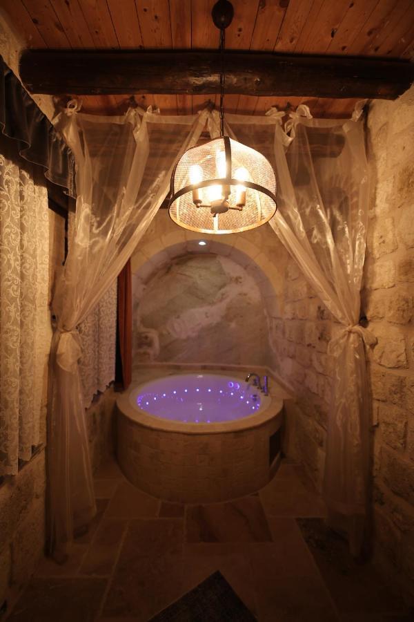 Uerguep Cave Suites Exterior photo